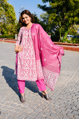 Pink Handblock-Inspired Cotton Kurti Pant Set with Dupatta