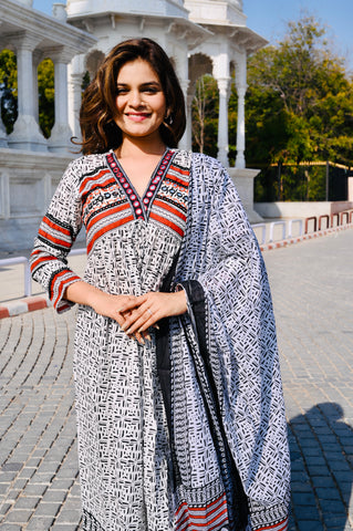 Monochrome Tribal-Inspired Cotton