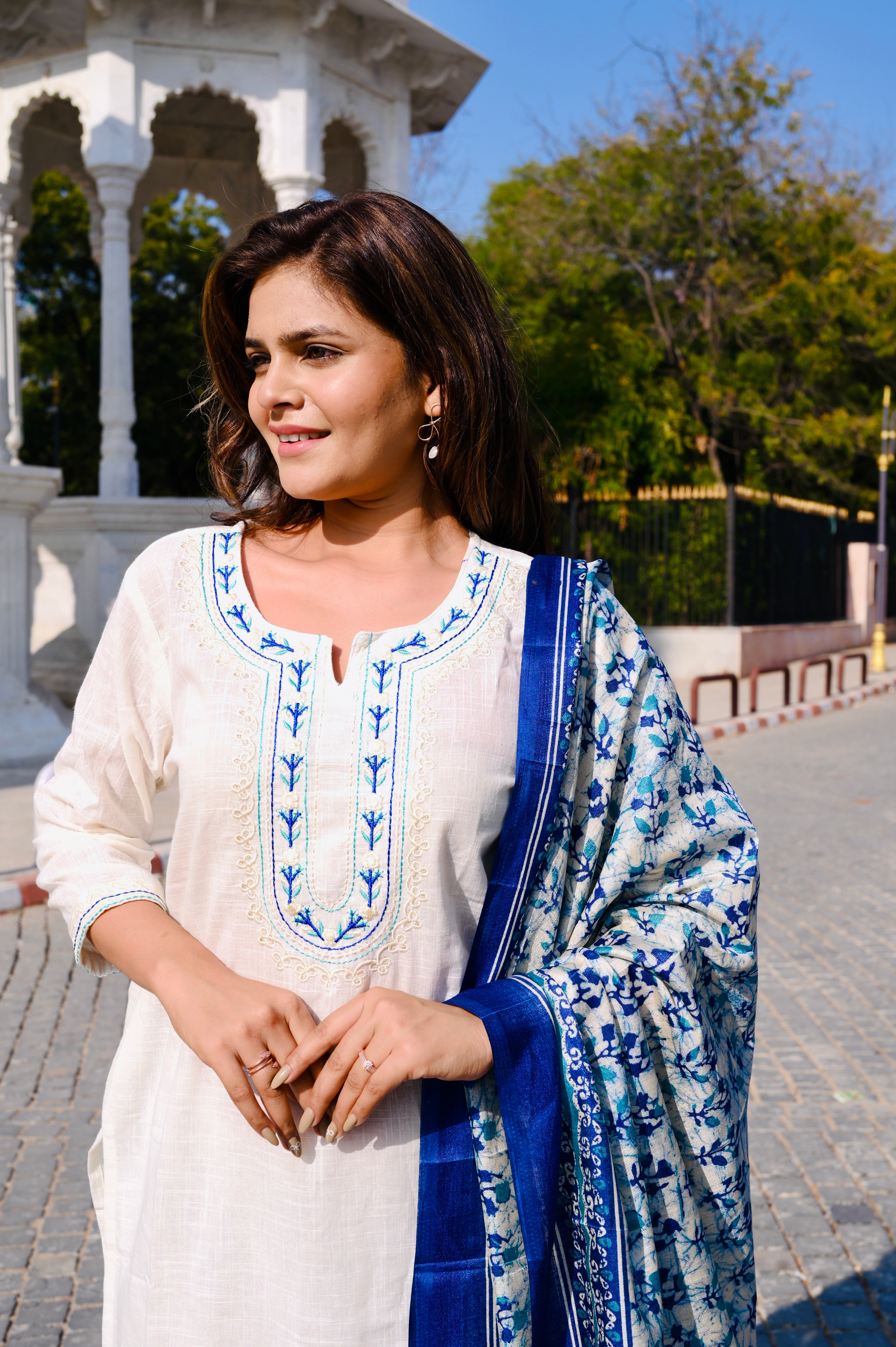 Elegant Ivory Cotton Khadi 3-Piece Embroidered Dress