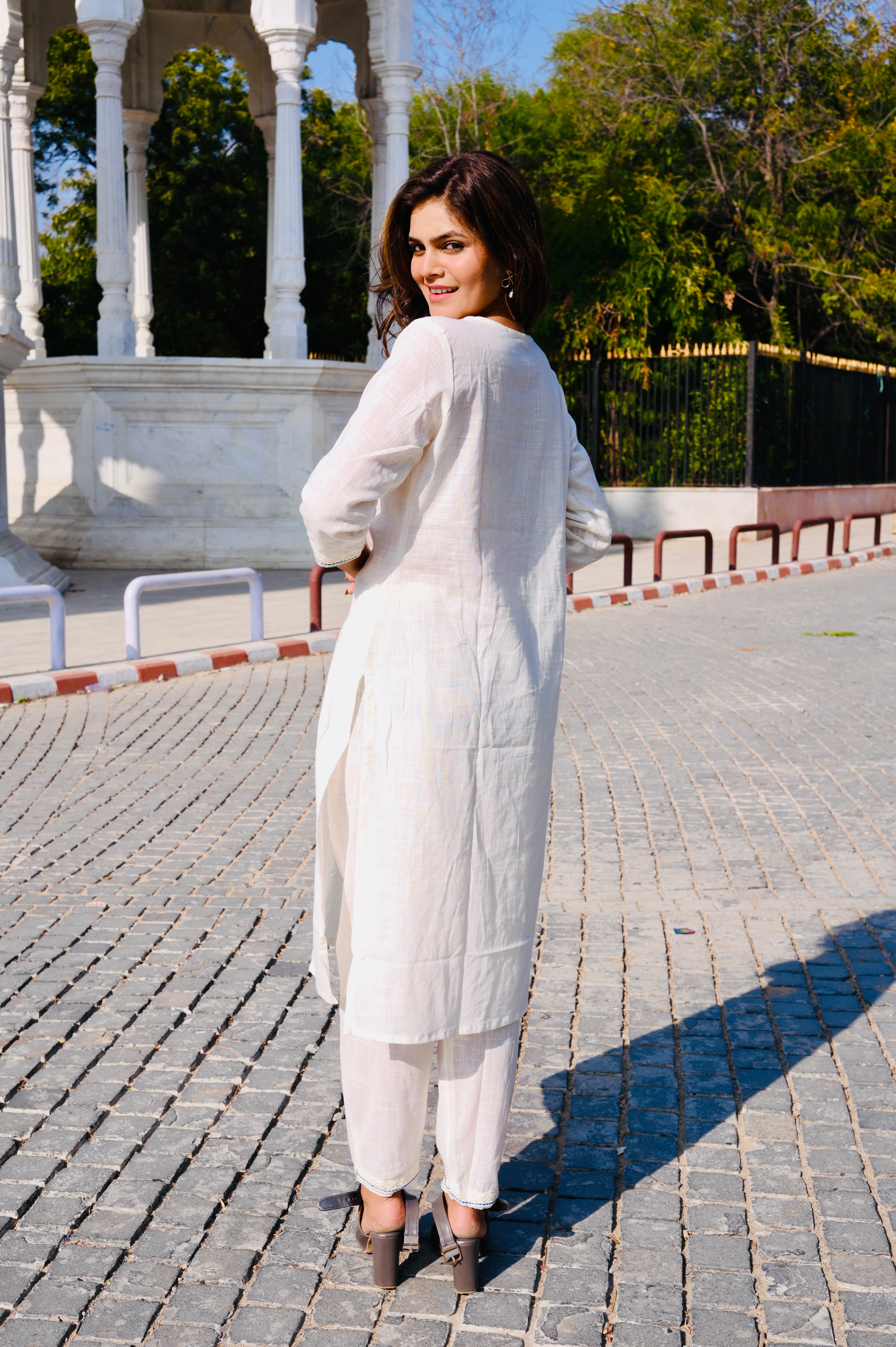 Elegant Ivory Cotton Khadi 3-Piece Embroidered Dress