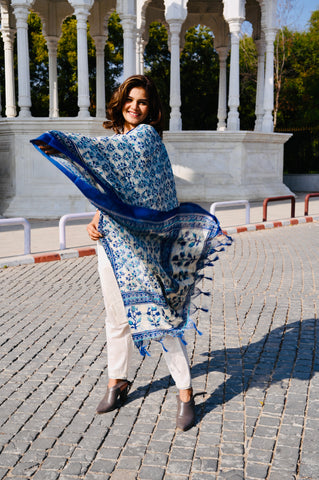 Elegant Ivory Cotton Khadi 3-Piece Embroidered Dress